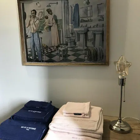 La Grange De לינה וארוחת בוקר